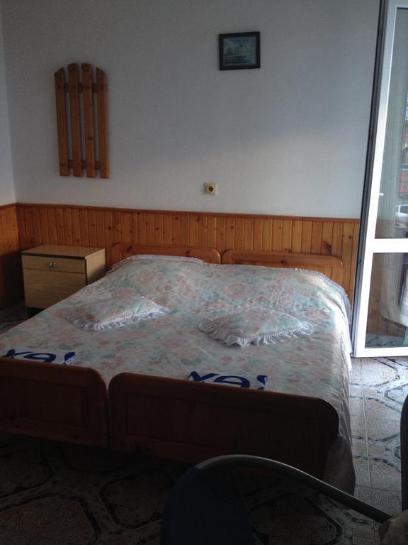 Central Guesthouse Nesebar Exterior photo